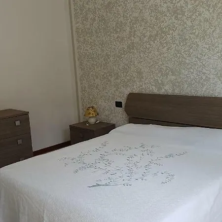 I Prati Di Andrea Apartment